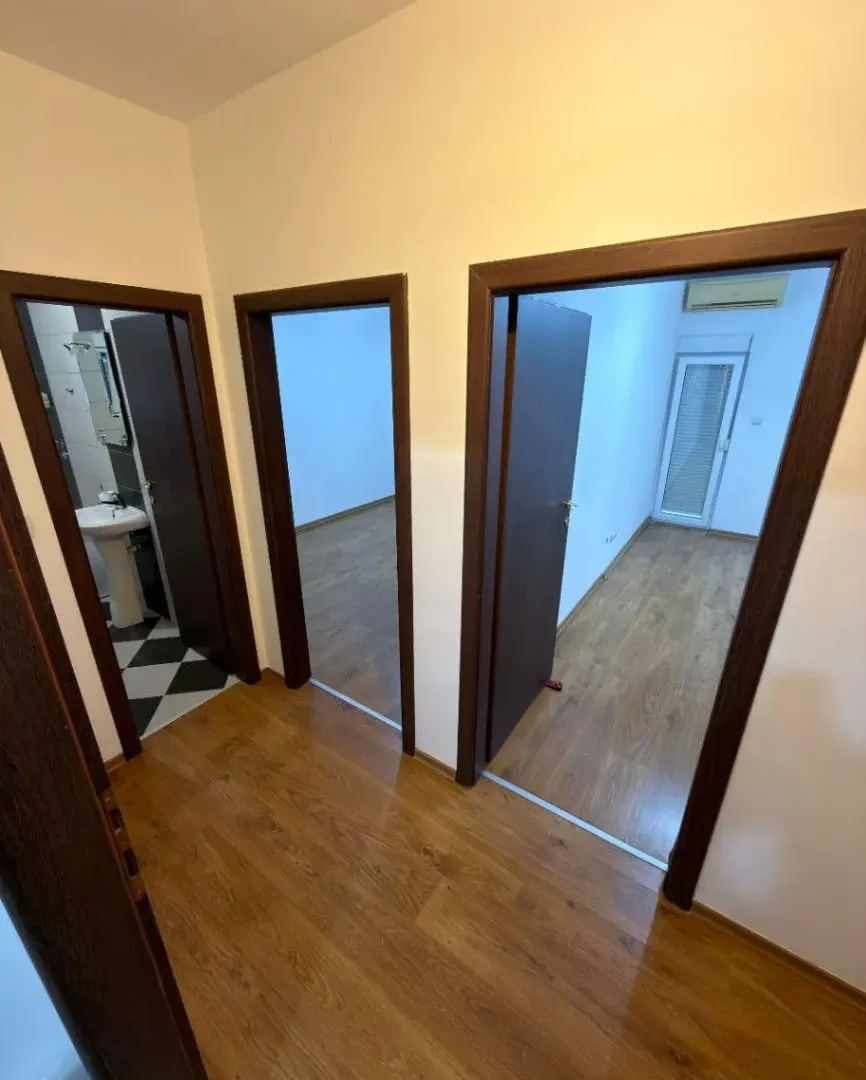Izdavanje, dvosoban stan, 74m², Donja Gorica, Podgorica