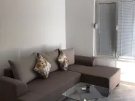 Izdavanje, garsonjera, 34m², Đenovići, Herceg Novi - image 4