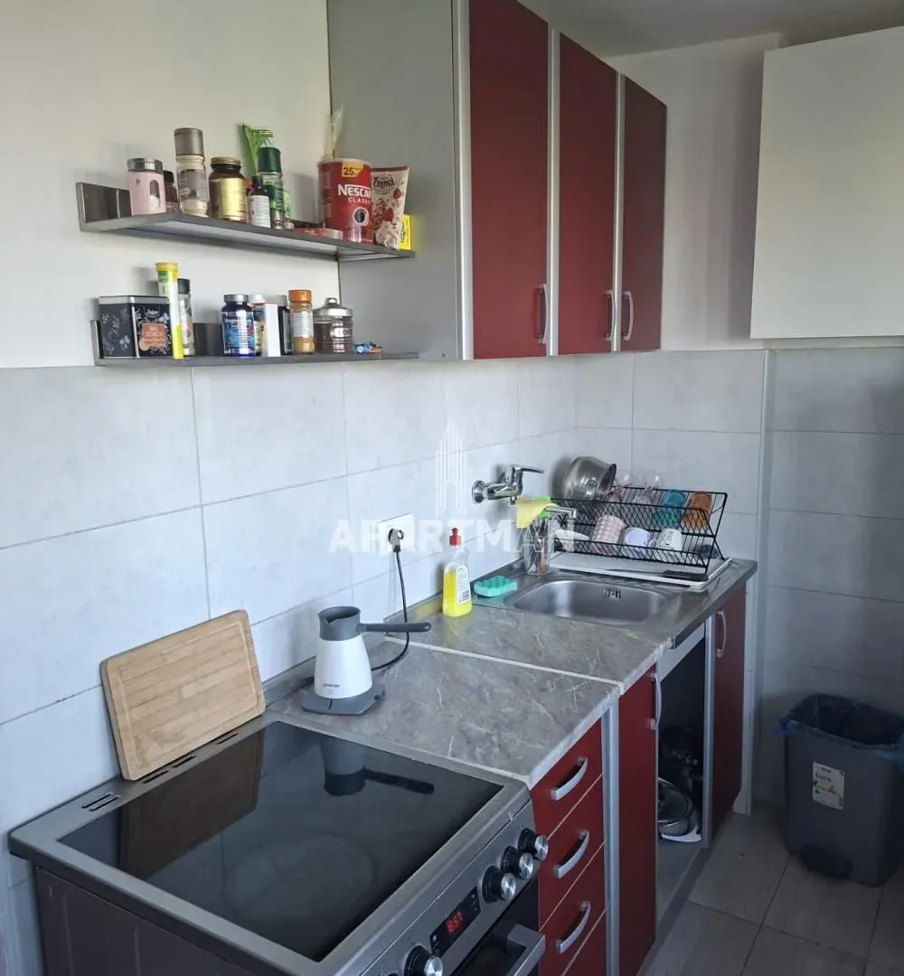 Sale, three bedroom apartment, 77m², Savski Venac, Beograd