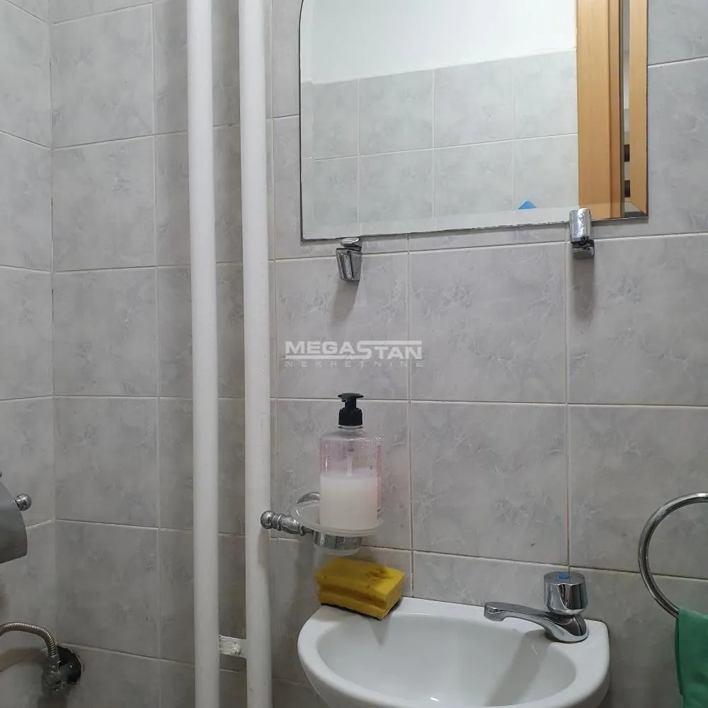 Rent, office space, 100m², Palilula Sve Podlokacije, Beograd