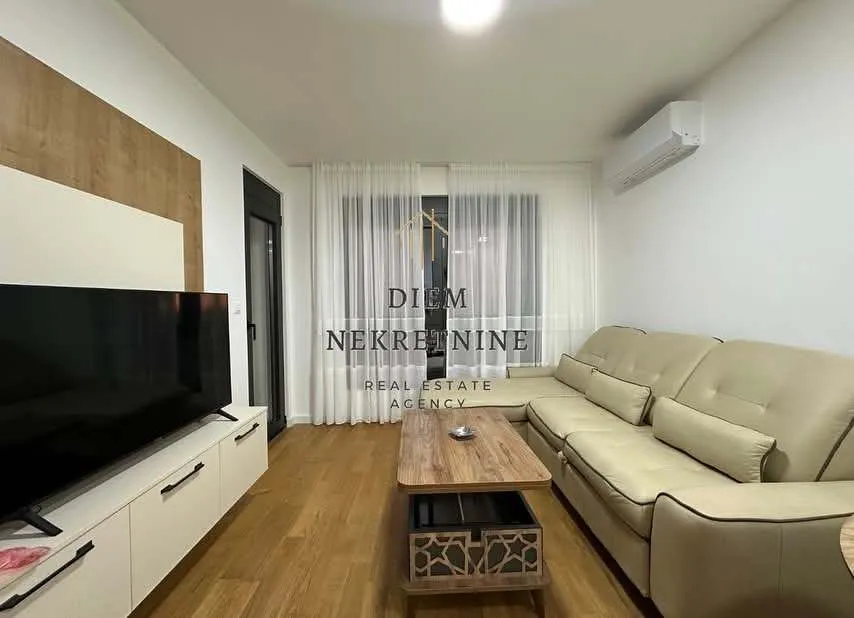 Izdavanje, jednosoban stan, 45m², Šušanj, Bar