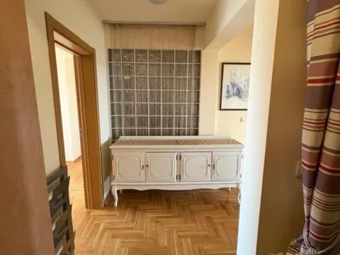 Izdavanje, četvorosoban stan, 120m², Trošarina, Voždovac Sve Podlokacije - image 18