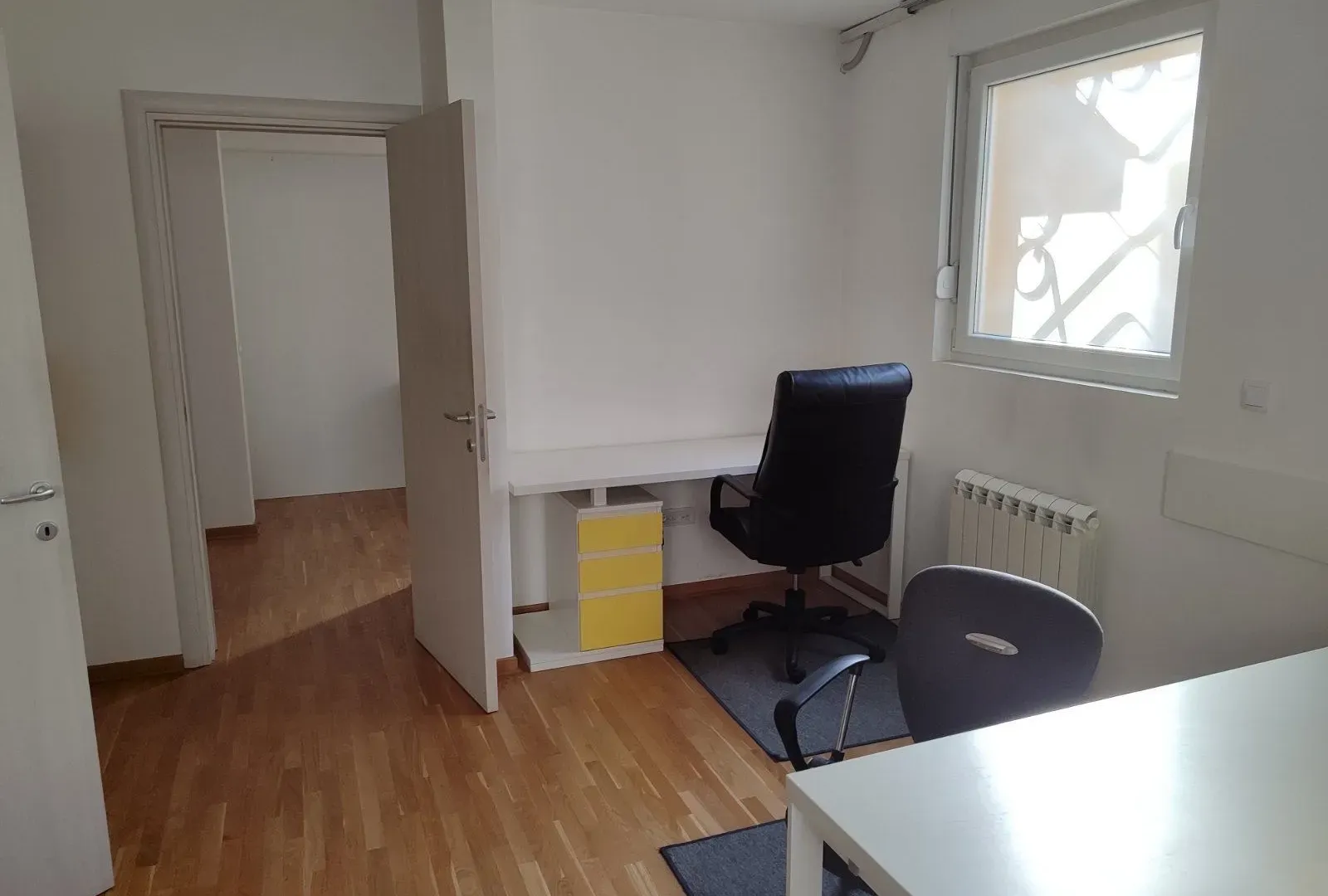 Rent, office space, 63m², Vračar Sve Podlokacije, Beograd