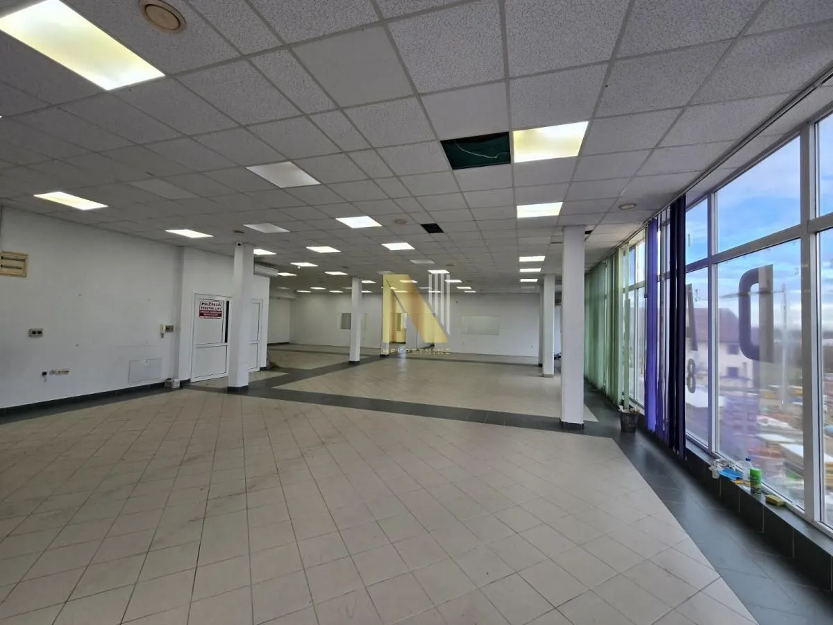 Rent, office space, 1500m², Sajlovo, Novi Sad Sve Podlokacije