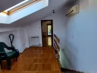 Prodaja, kuća, 108m², Uciteljsko Naselje, Zvezdara Sve Podlokacije - image 7