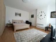 Izdavanje, dvosoban stan, 58m², Centar, Podgorica - image 4