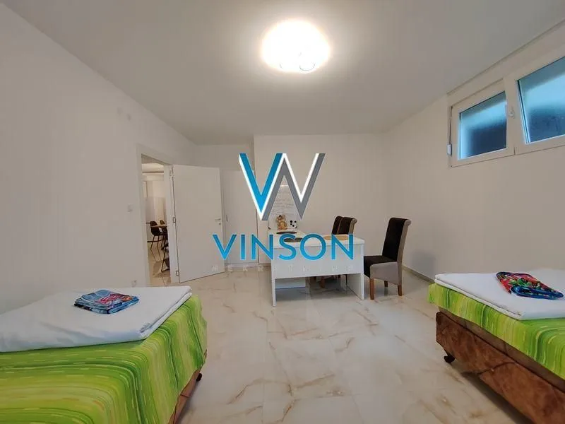 Izdavanje, trosoban stan, 100m², Petrovaradin, Novi Sad