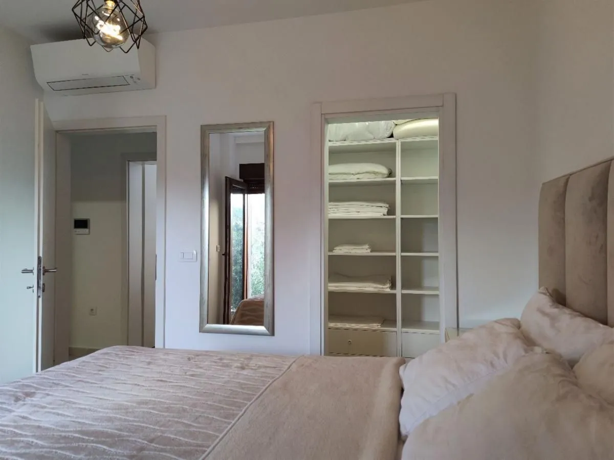 Rent, two bedroom apartment, 59m², Đuraševići, Tivat