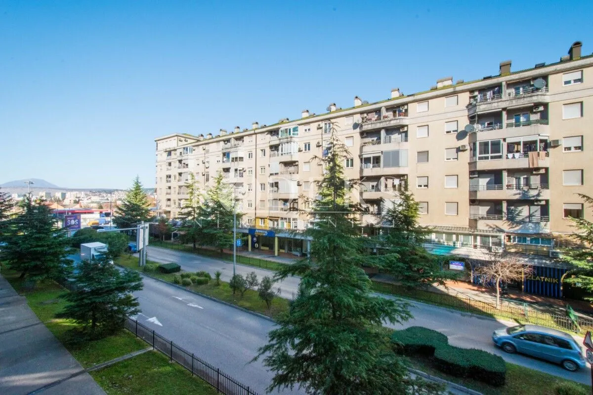 Rent, two bedroom apartment, 79m², Stari Aerodrom, Podgorica