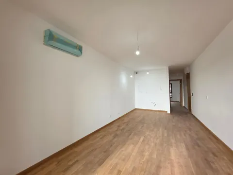 Sale, one bedroom apartment, 43m², Bečići, Budva - image 21