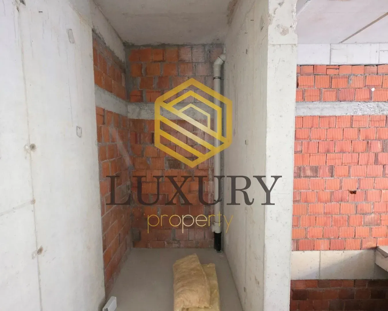 Rent, office space, 120m², Pobrežje, Podgorica