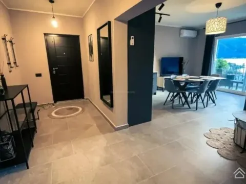 Prodaja, kuća, 140m², Risan, Kotor