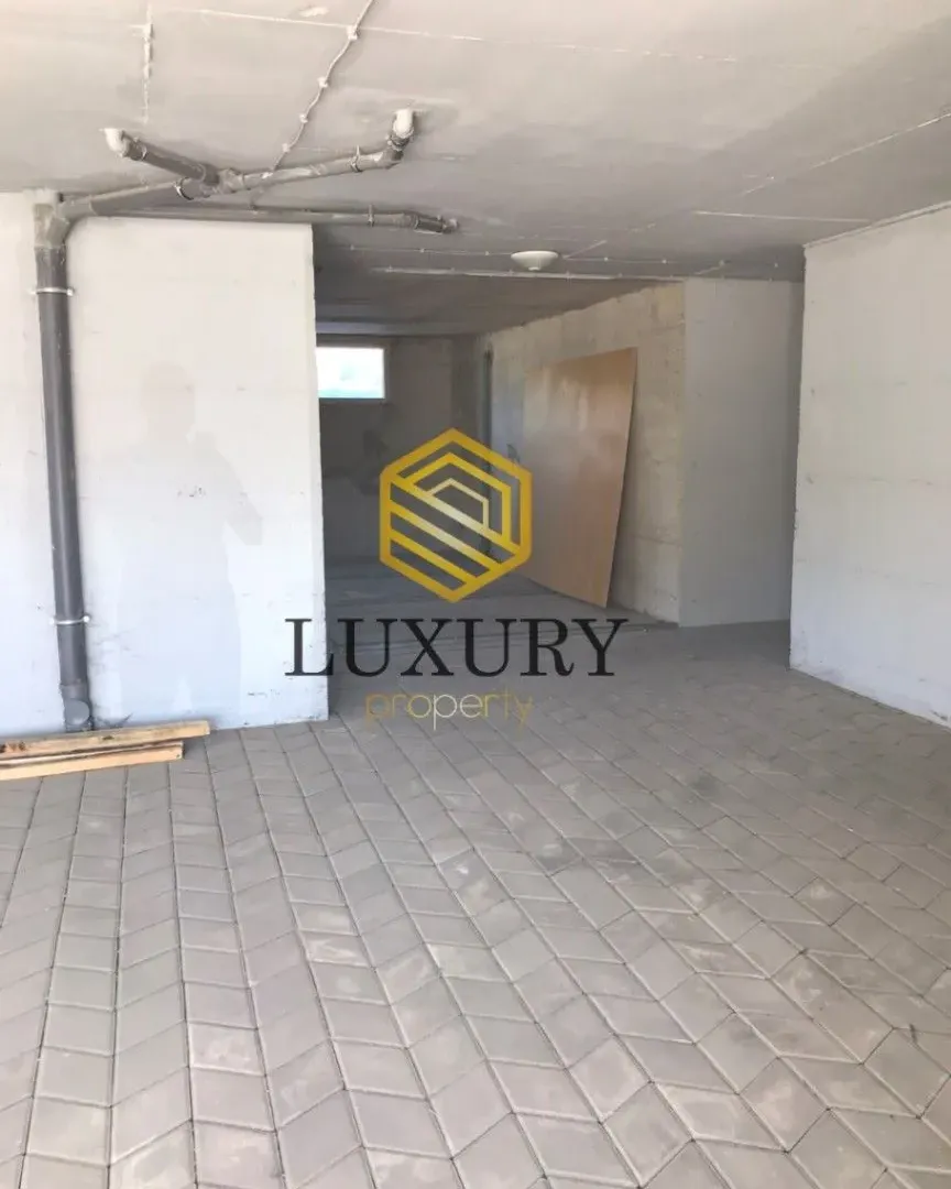 Rent, office space, 120m², Centar, Podgorica