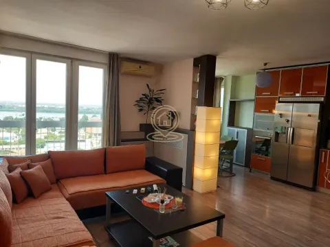 Rent, four bedroom apartment, 115m², Palilula Sve Podlokacije, Beograd - image 4