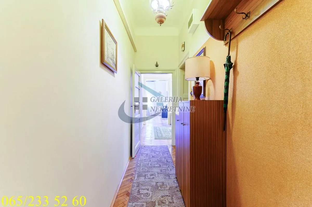 Sale, four bedroom apartment, 113m², Andrićev Venac, Beograd