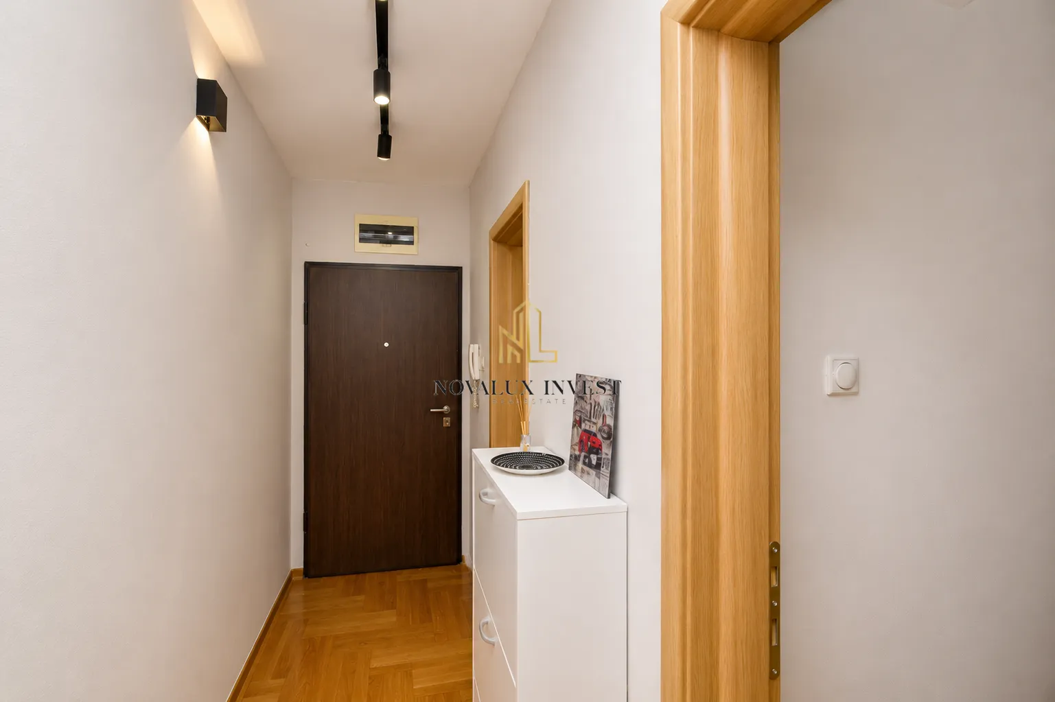 Sale, one bedroom apartment, 37m², Centar, Podgorica