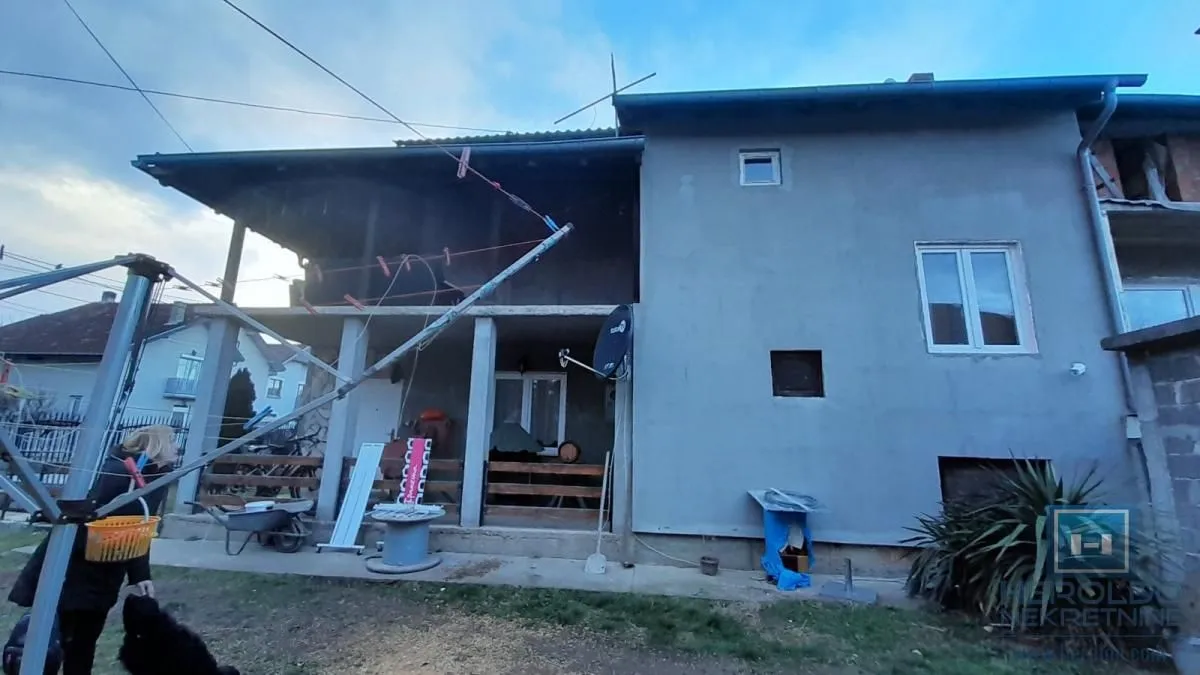Prodaja, kuća, 150m², Trnava, Jagodina