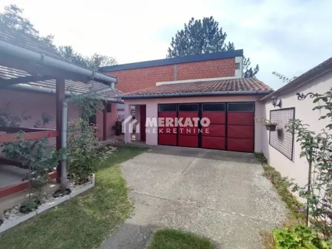 Prodaja, kuća, 190m², Berbersko staro, Zrenjanin - image 12