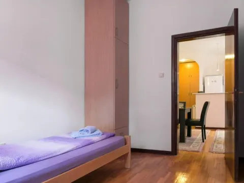 Izdavanje, dvosoban stan, 46m², Đeram Pijaca, Beograd - image 7