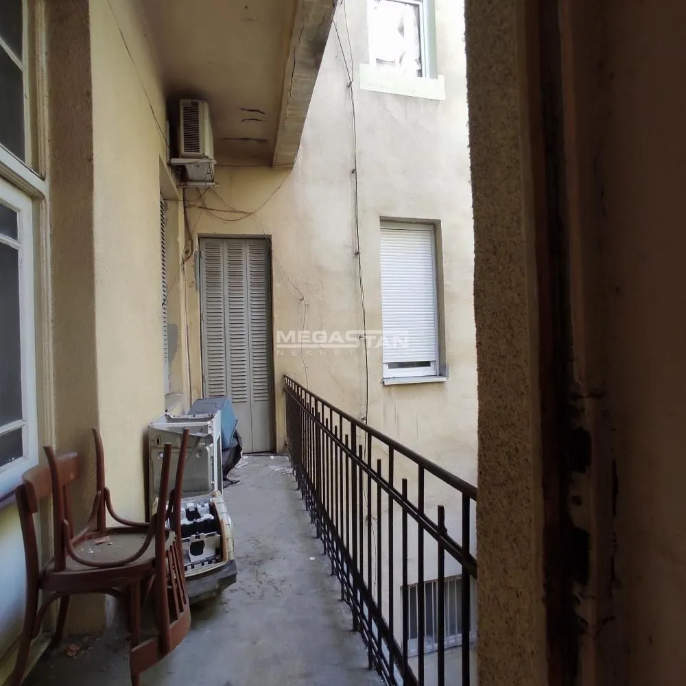 Sale, two bedroom apartment, 69m², Vračar Centar, Vračar Sve Podlokacije