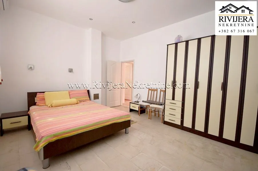 Prodaja, kuća, 234m², Baošići, Herceg Novi