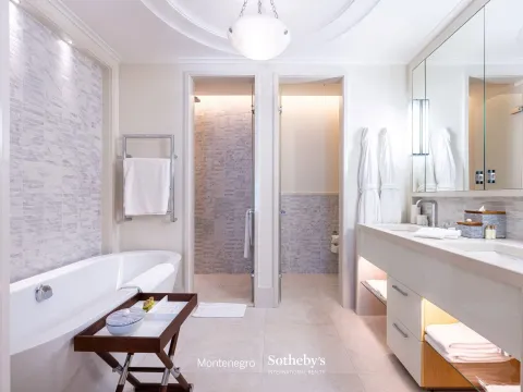 Prodaja, jednosoban stan, 98m², Porto Montenegro, Tivat - image 13
