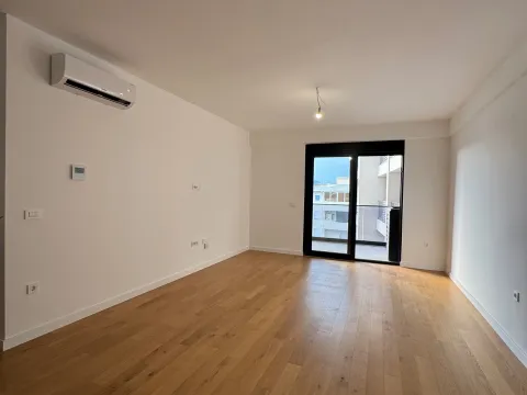 Sale, one bedroom apartment, 53m², Topolica, Bar - image 2