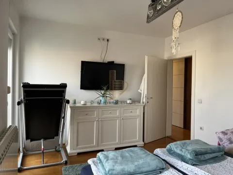 Prodaja, četvorosoban stan, 112m², Stari grad, Novi Sad - image 7