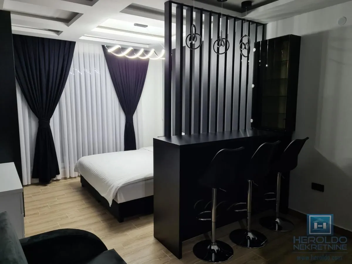 Prodaja, jednosoban stan, 30m², Kraljevi Čardaci, Kopaonik