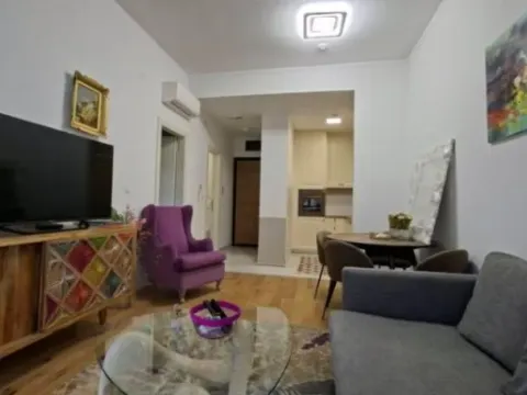 Izdavanje, jednosoban stan, 49m², Gornja Gorica, Podgorica