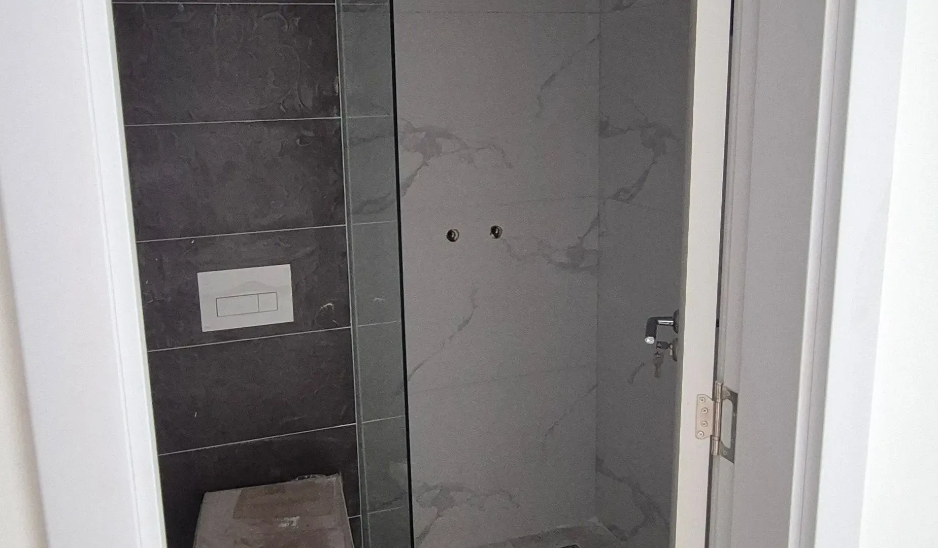 Prodaja, jednosoban stan, 49m², Lazi, Budva