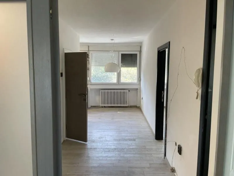 Prodaja, trosoban stan, 92m², Novi Beograd Sve Podlokacije, Beograd