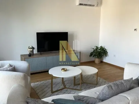 Izdavanje, trosoban stan, 71m², Socijalno, Novi Sad Sve Podlokacije - image 2