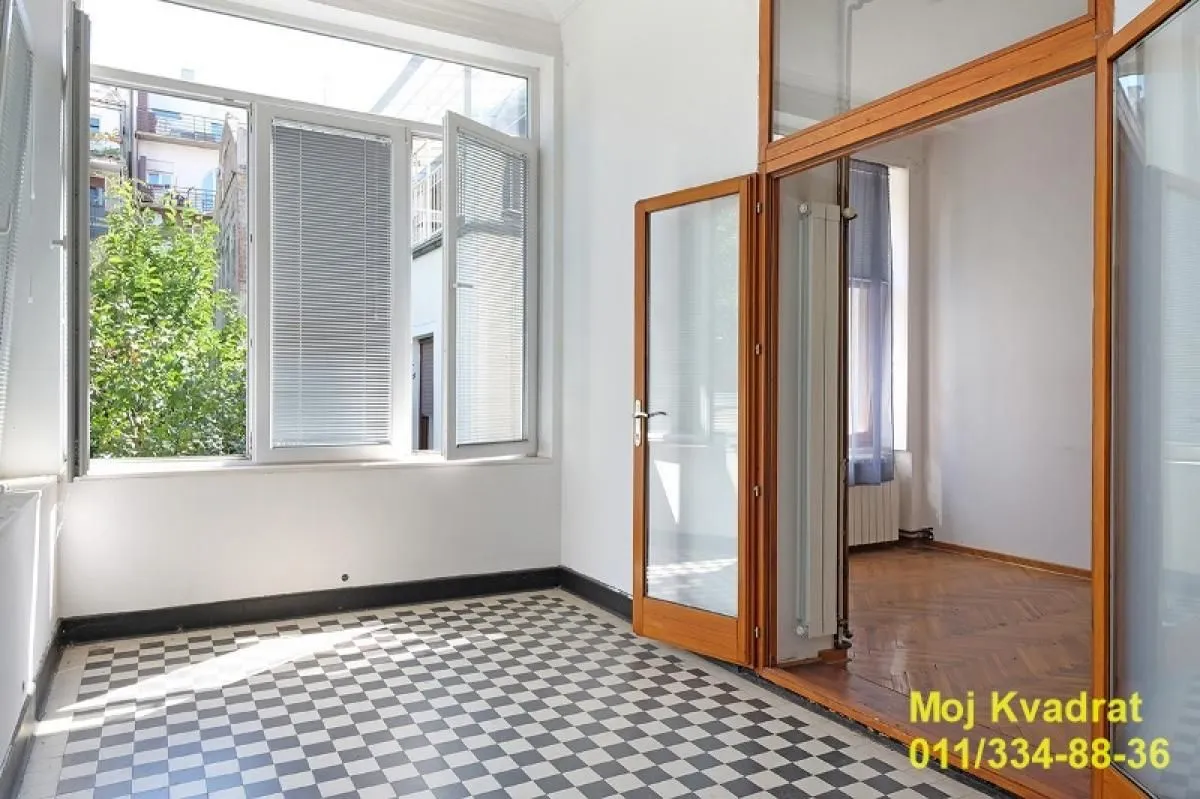 Prodaja, stan, 132m², Vračar Sve Podlokacije, Beograd