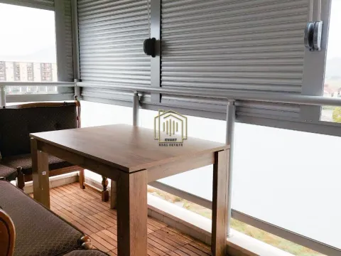 Izdavanje, dvosoban stan, 64m², City Kvart, Podgorica - image 2