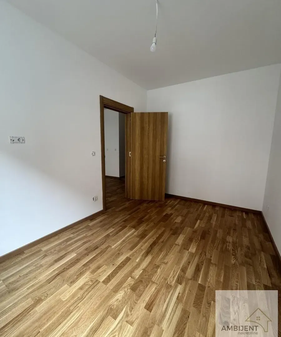 Prodaja, dvosoban stan, 49m², Stari Banovci, Stara Pazova