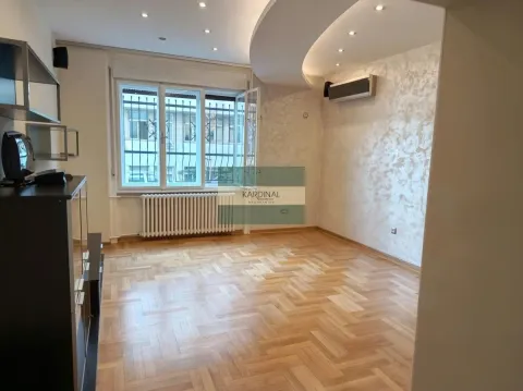 Prodaja, trosoban stan, 79m², Stari grad, Novi Sad - image 2