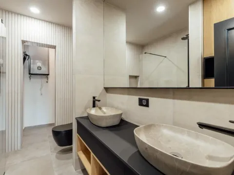 Prodaja, dvosoban stan, 180m², Herceg Novi, Crna Gora - image 12