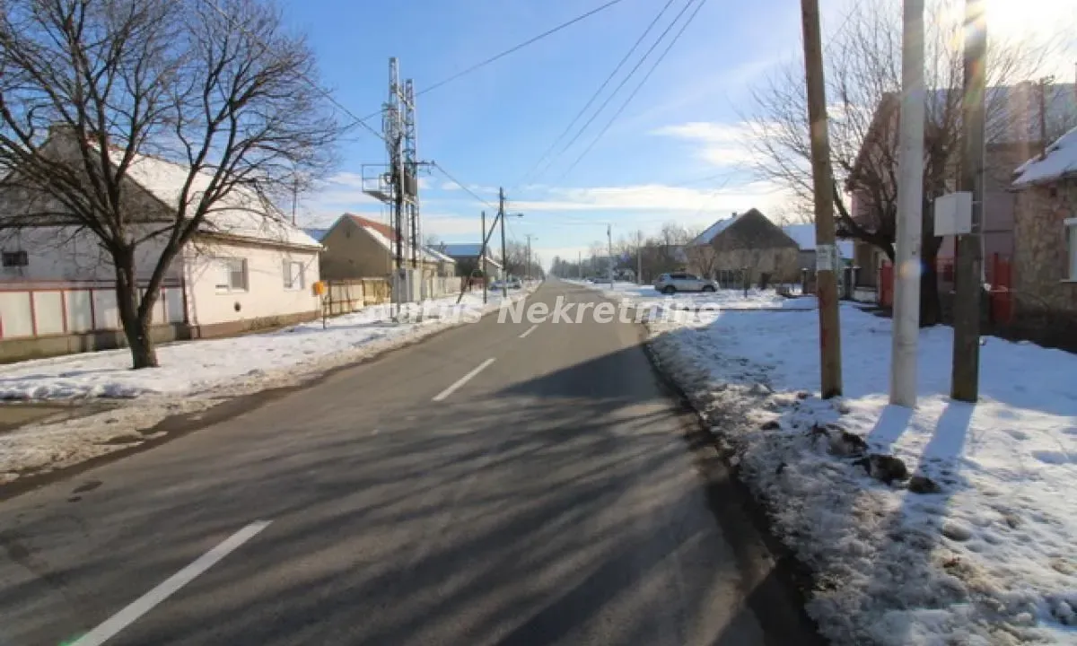 Sale, land lot, 1739m², Stepanovićevo, Novi Sad Sve Podlokacije