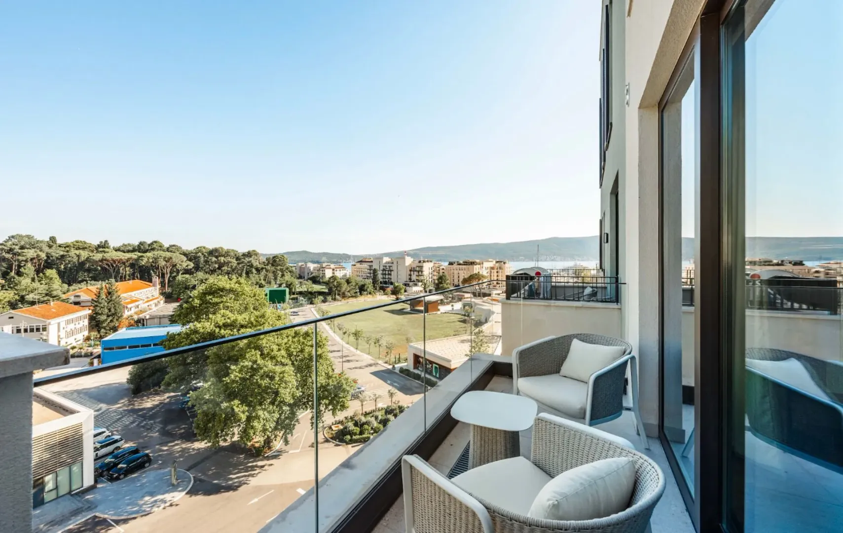 Rent, one bedroom apartment, 92m², Porto Montenegro, Tivat