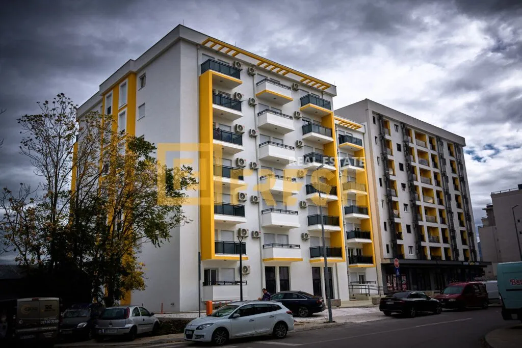 Prodaja, jednosoban stan, 45m², Pobrežje, Podgorica
