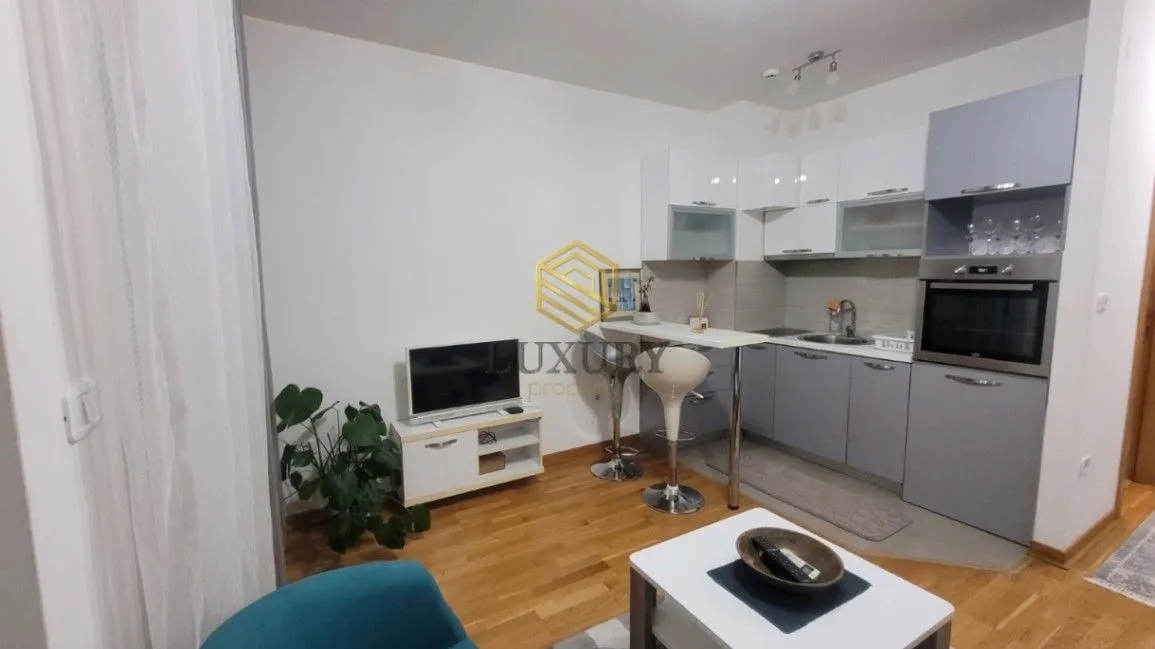 Rent, studio apartment, 27m², City Kvart, Podgorica