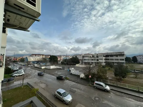 Rent, two bedroom apartment, 66m², Stari Aerodrom, Podgorica - image 16