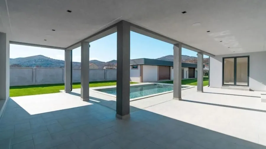 Rent, house, 436m², Donja Gorica, Podgorica