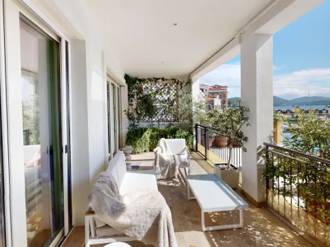 Sale, two bedroom apartment, 120m², Luštica Bay, Tivat - image 7