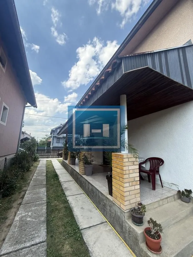 Prodaja, kuća, 160m², Trnava, Jagodina