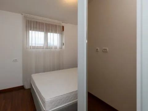 Izdavanje, četvorosoban stan, 127m², Master Kvart, Podgorica - image 11