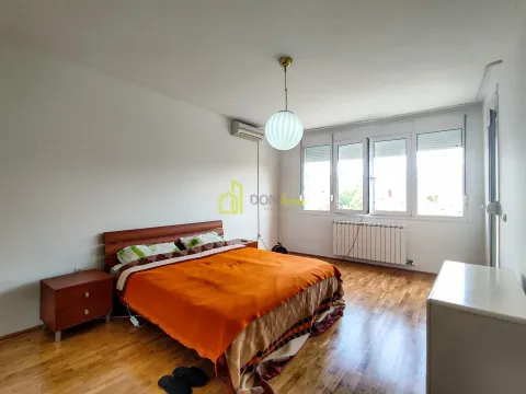 Izdavanje, kuća, 458m², Rogami, Podgorica - image 9