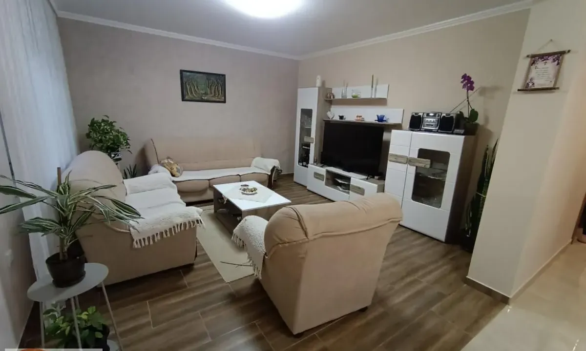 Sale, house, 346m², Strelište, Pančevo