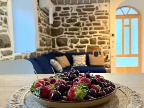 Prodaja, jednosoban stan, 46m², Srbina, Herceg Novi - image 2